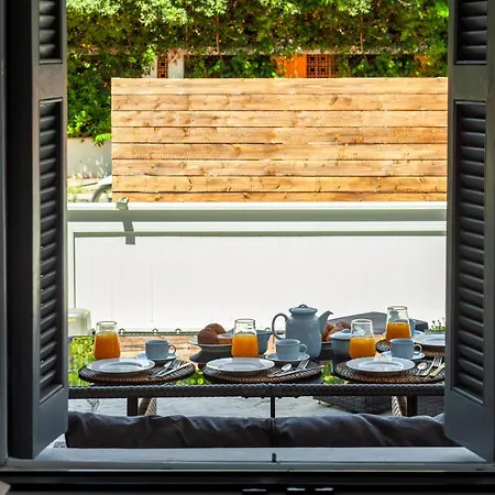 Themis' Urban Διαμέρισμα *