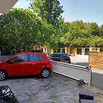 Apartment Themis' Urban *